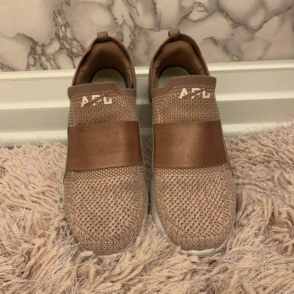 Rose Techloom Bliss APL